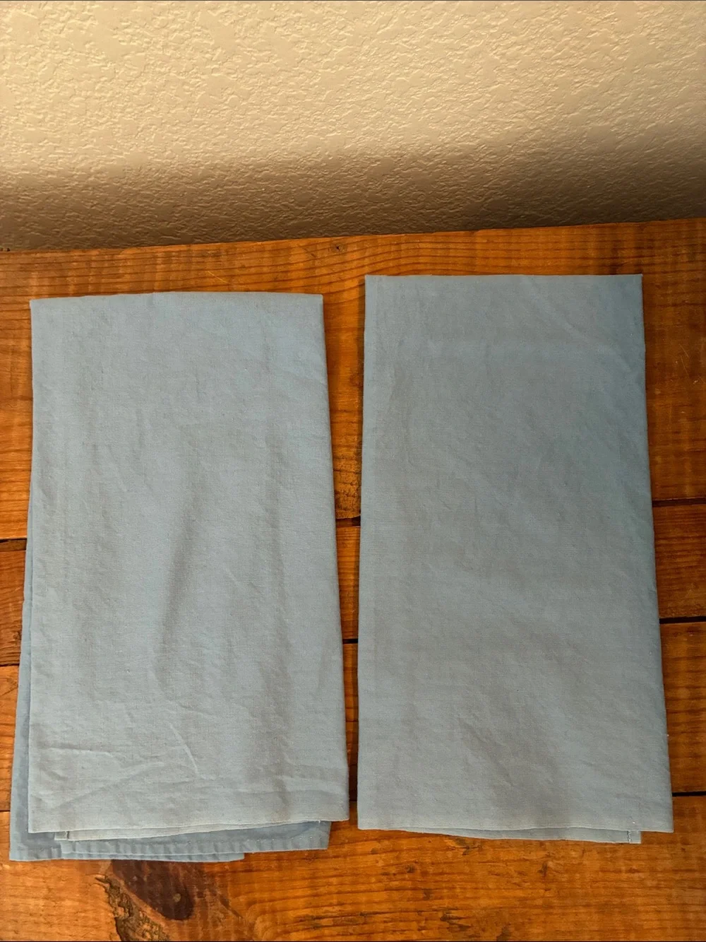 Vintage linens pair